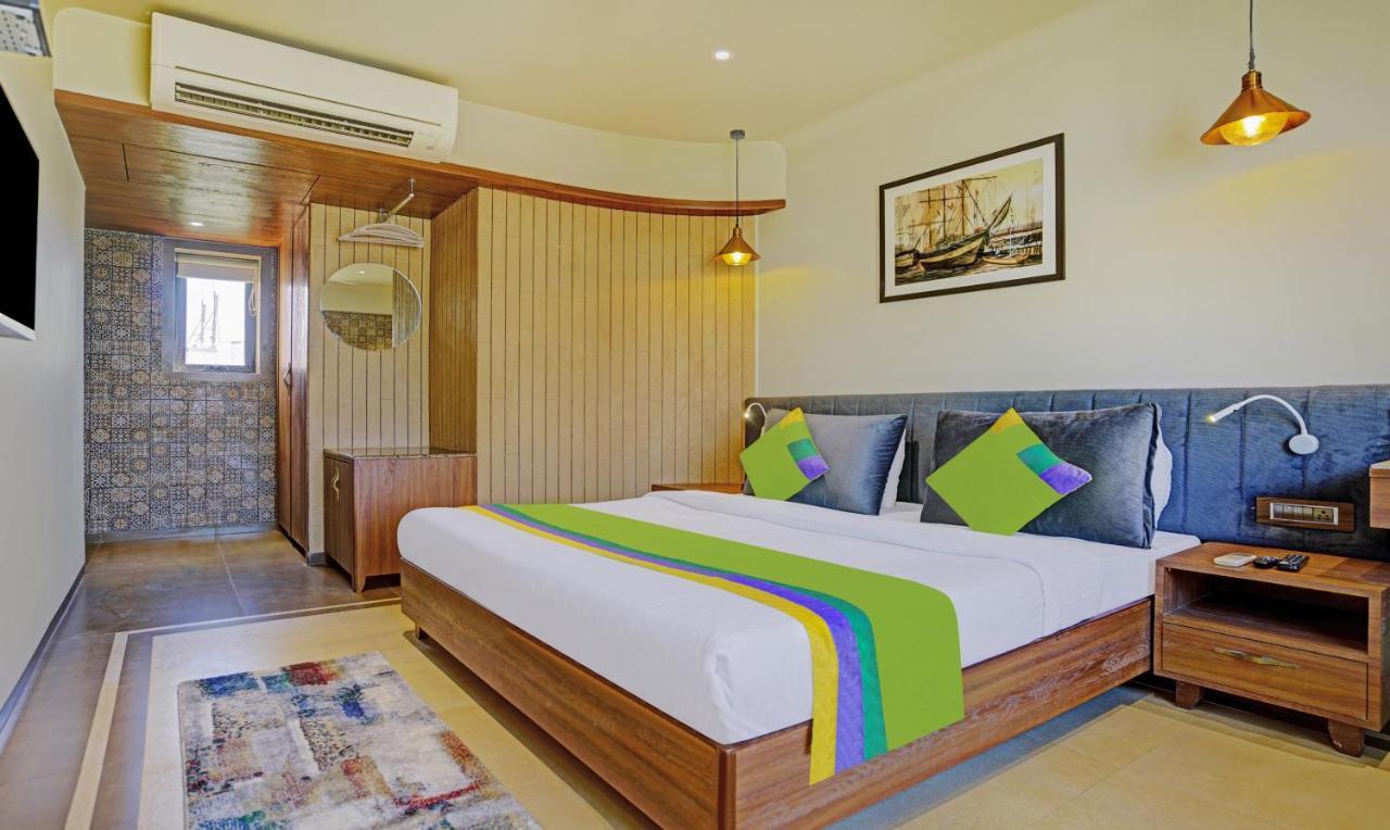 Treebo Olive Nest Hotel Bombaim Exterior foto