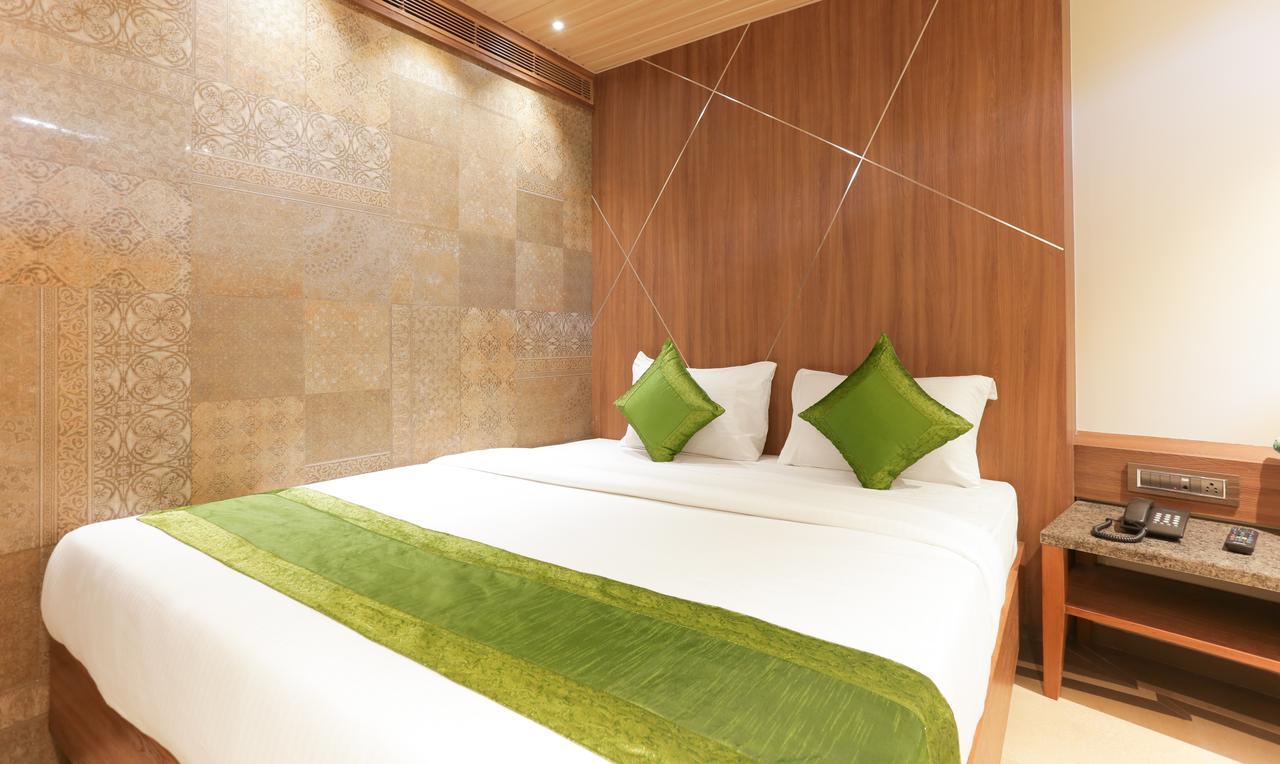 Treebo Olive Nest Hotel Bombaim Exterior foto